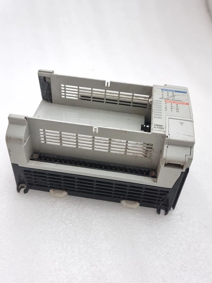 ALLEN BRADLEY 1764-24BWA MICROLOGIX 1500 WITH 1764-LSP (Power On as Photo)